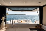 Prestige F4.3 galley